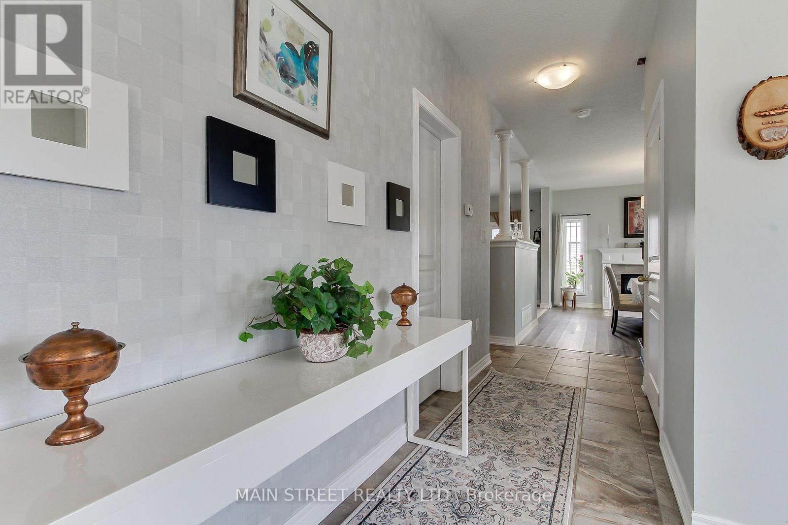 34 GREY WING AVENUE - 10