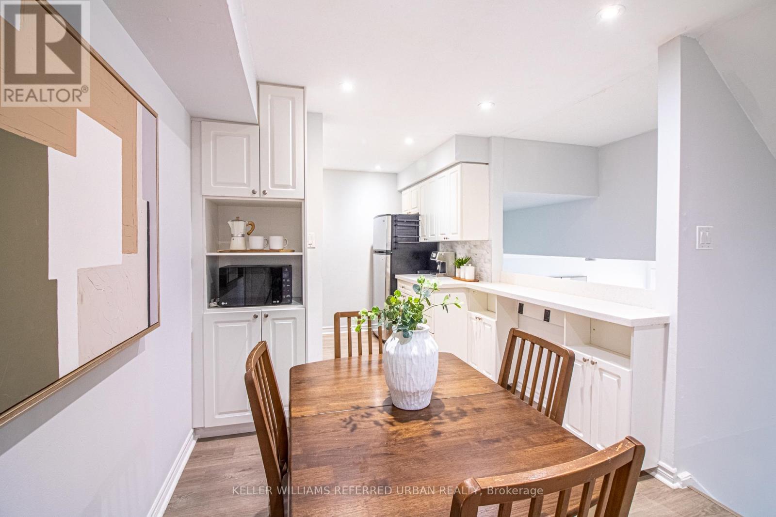 60 SPRINGFAIR AVENUE - 12