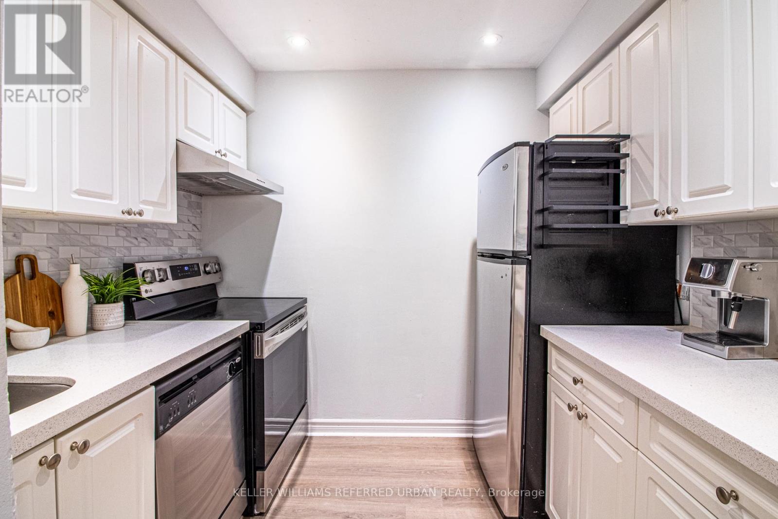 60 SPRINGFAIR AVENUE - 13