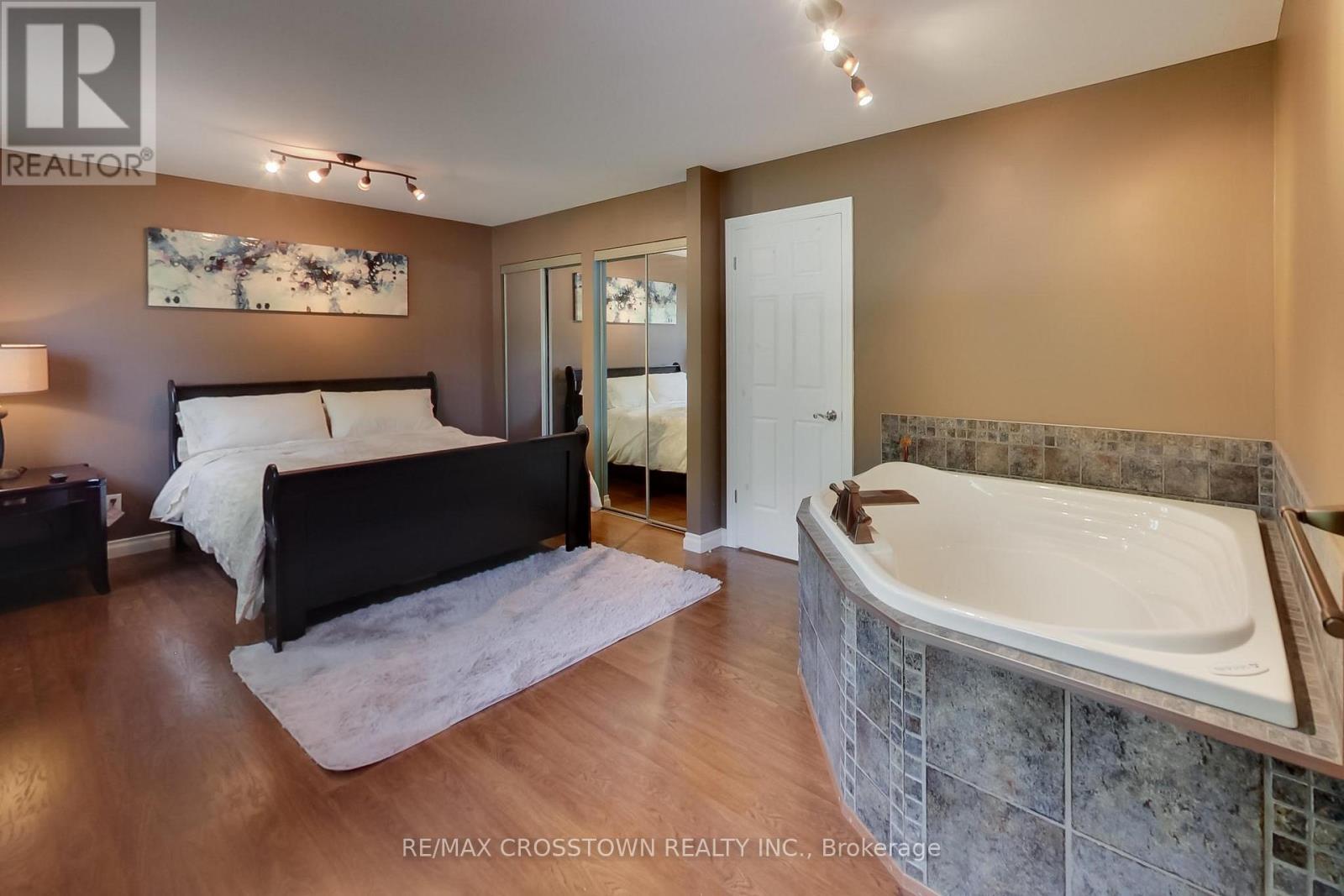 21 BEAVER TRAIL - 20