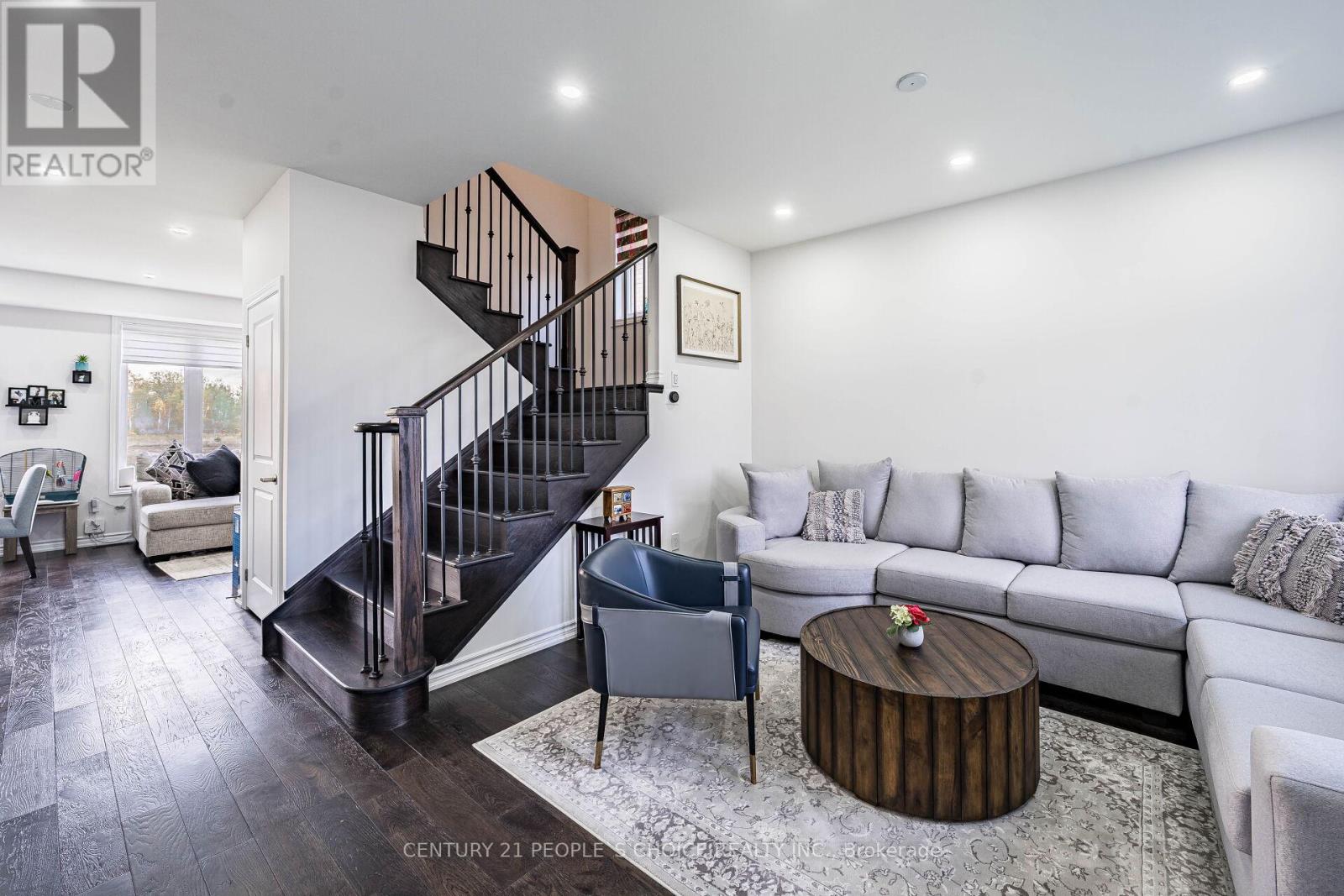 257 DUNCAN STREET - 4