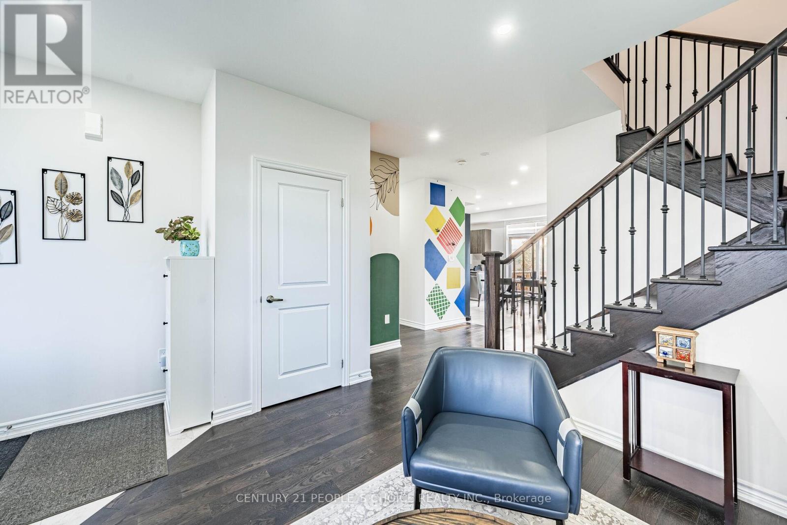 257 DUNCAN STREET - 6