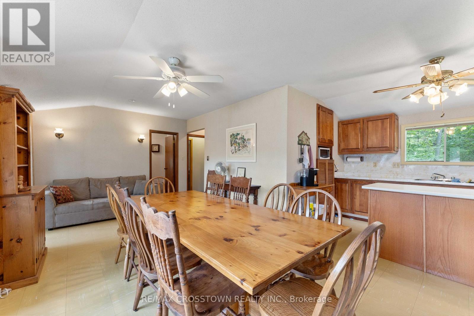 3355 RIVERDALE DRIVE - 10