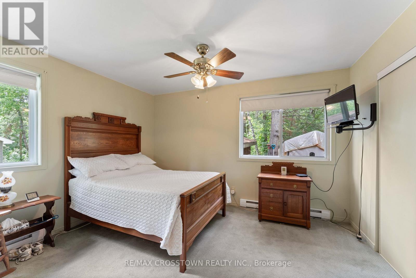 3355 RIVERDALE DRIVE - 14