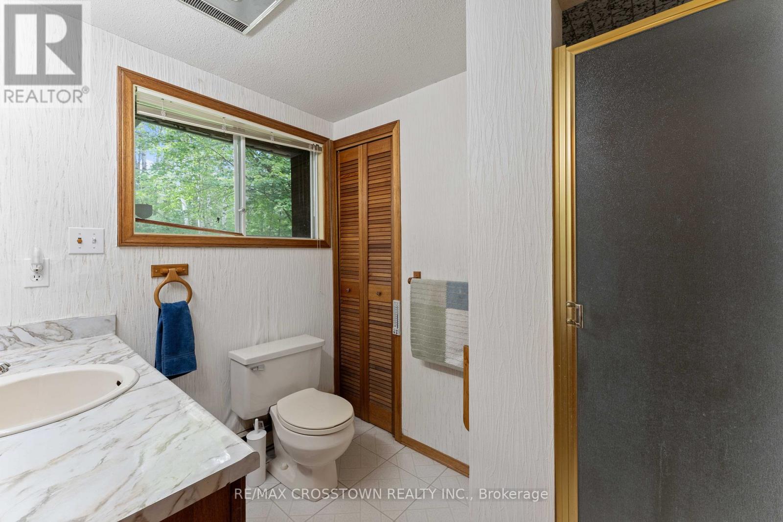 3355 RIVERDALE DRIVE - 19