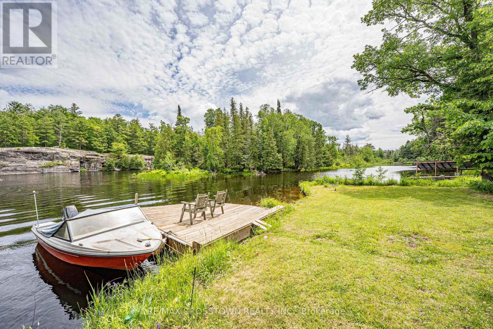 3355 RIVERDALE DRIVE - 26