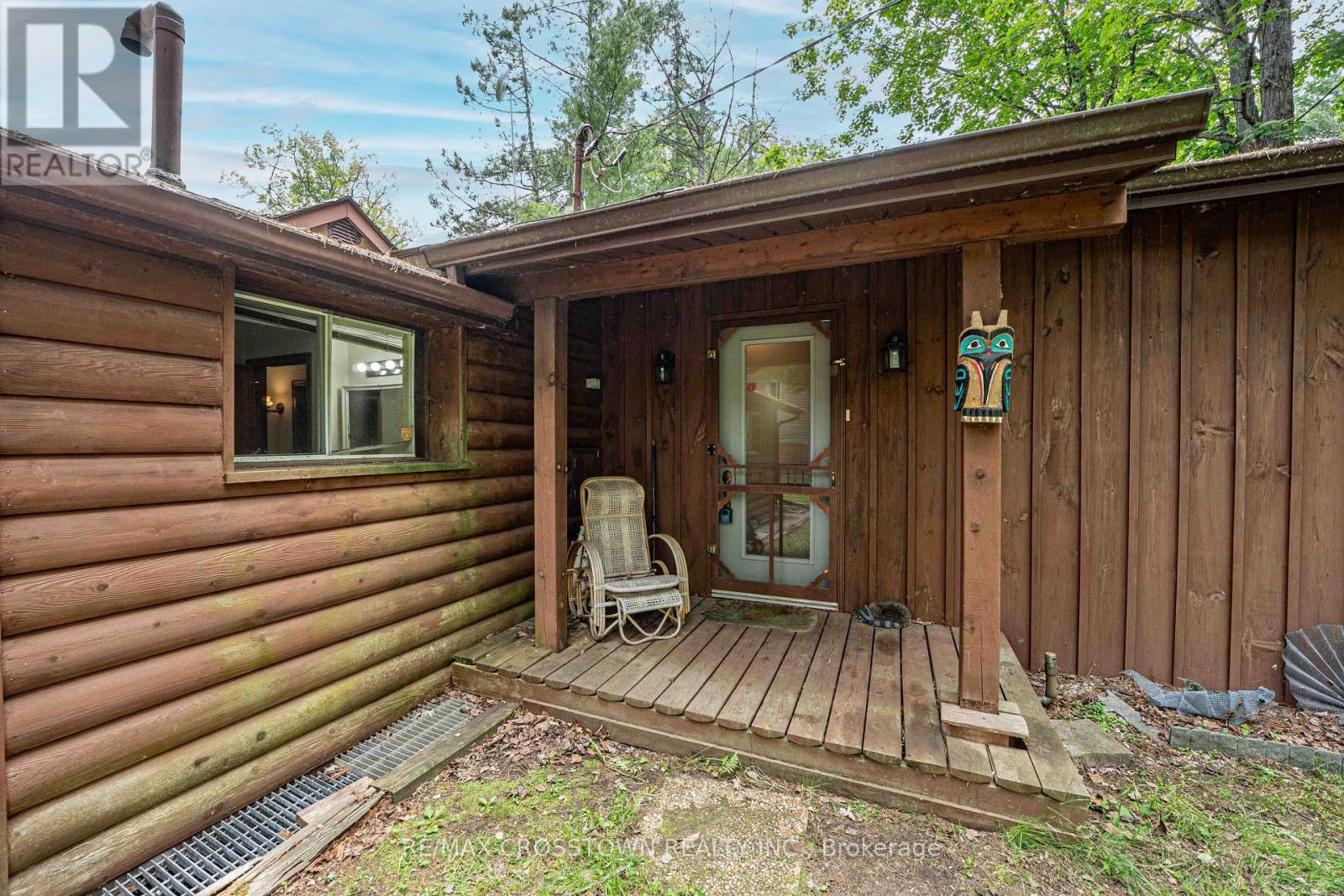 3355 RIVERDALE DRIVE - 31