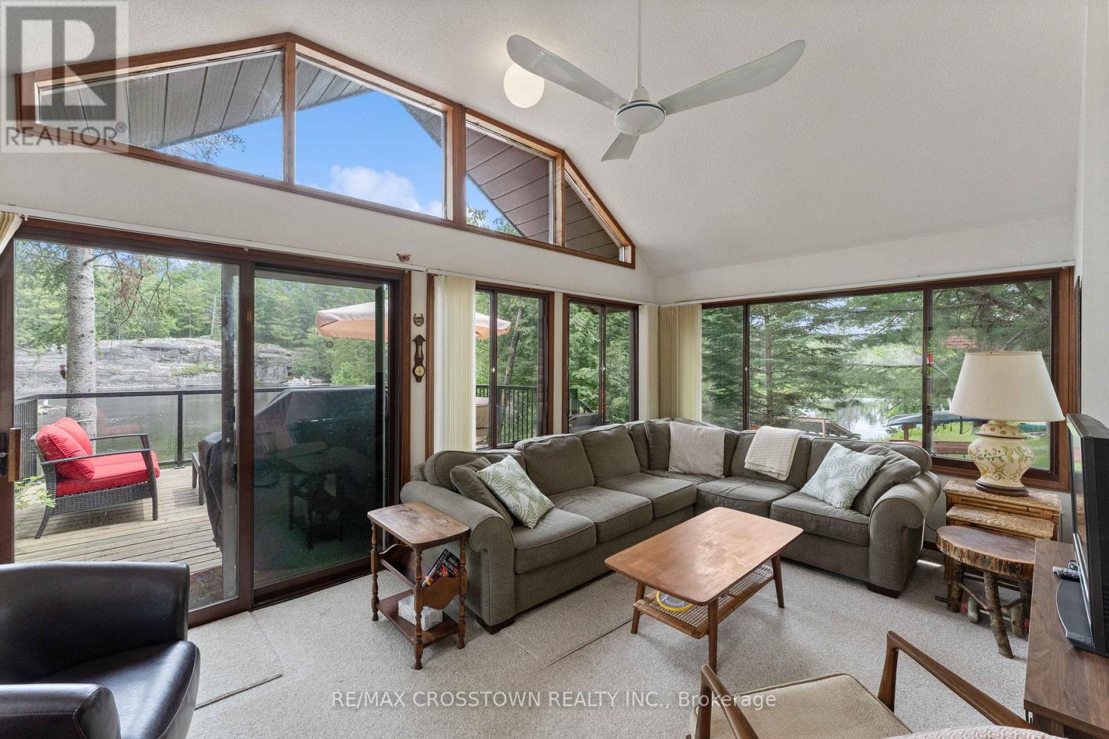3355 RIVERDALE DRIVE - 8