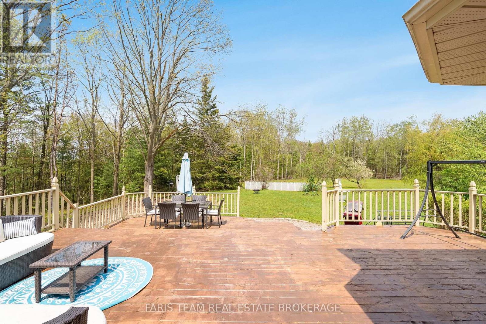 4 MILLS CIRCLE - 35