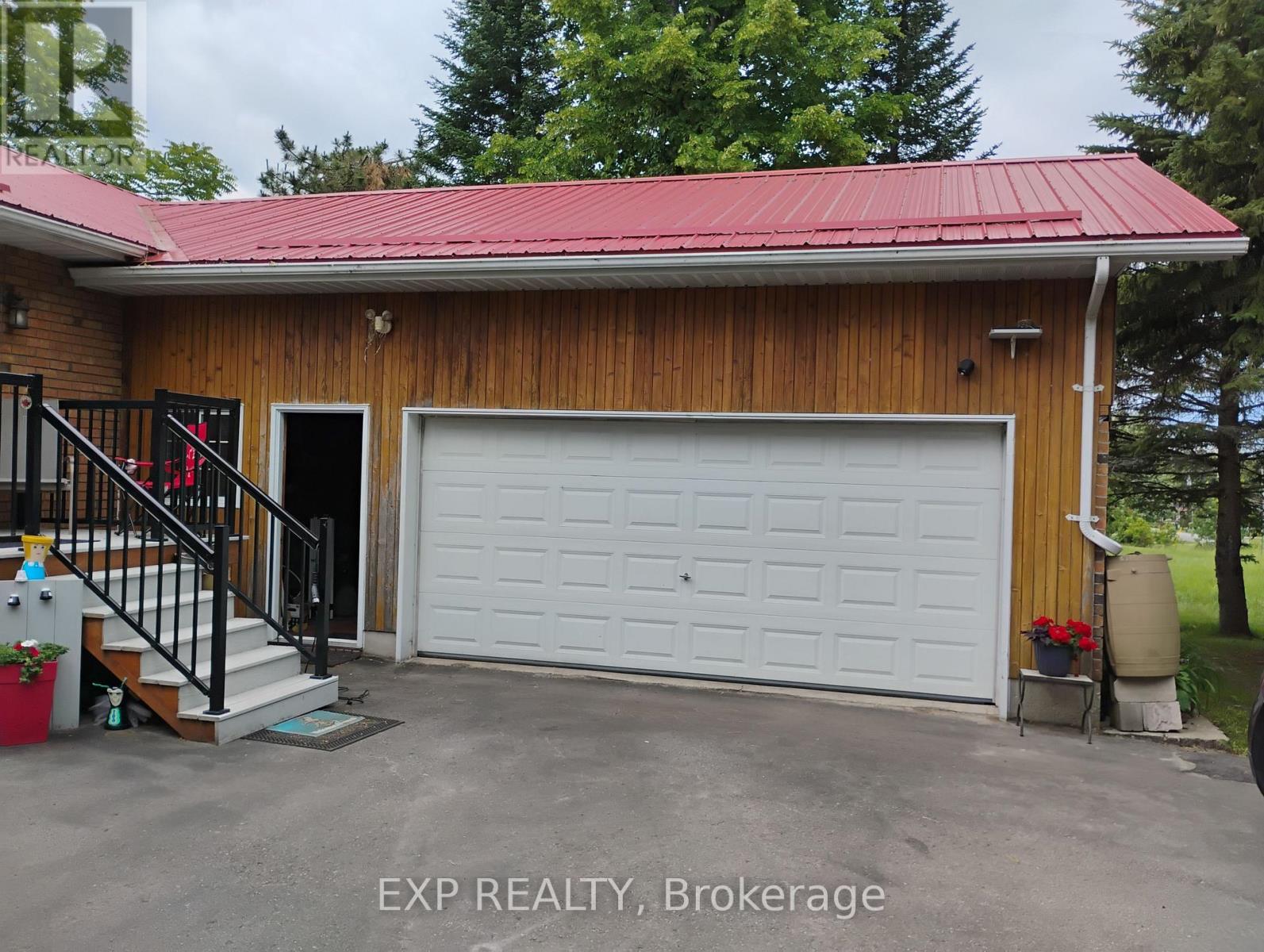 91 SIMCOE ROAD - 3