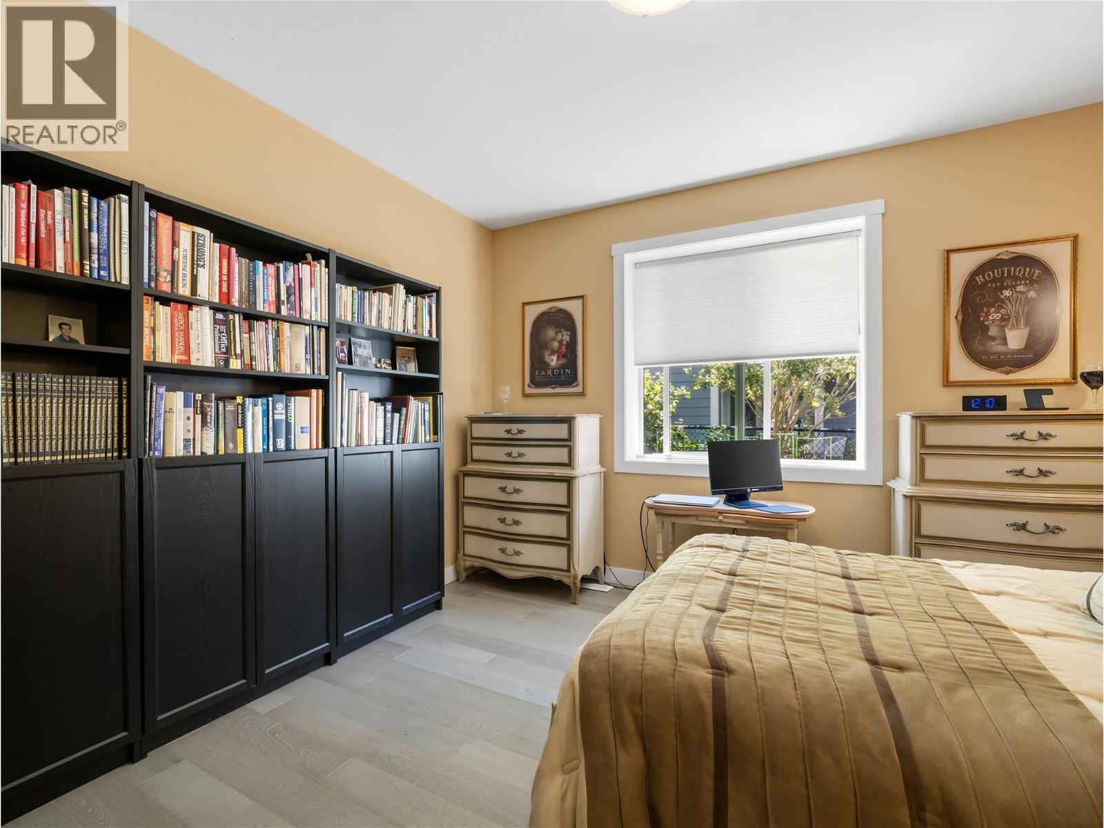 2 1791 10 Street Southwest, Salmon Arm