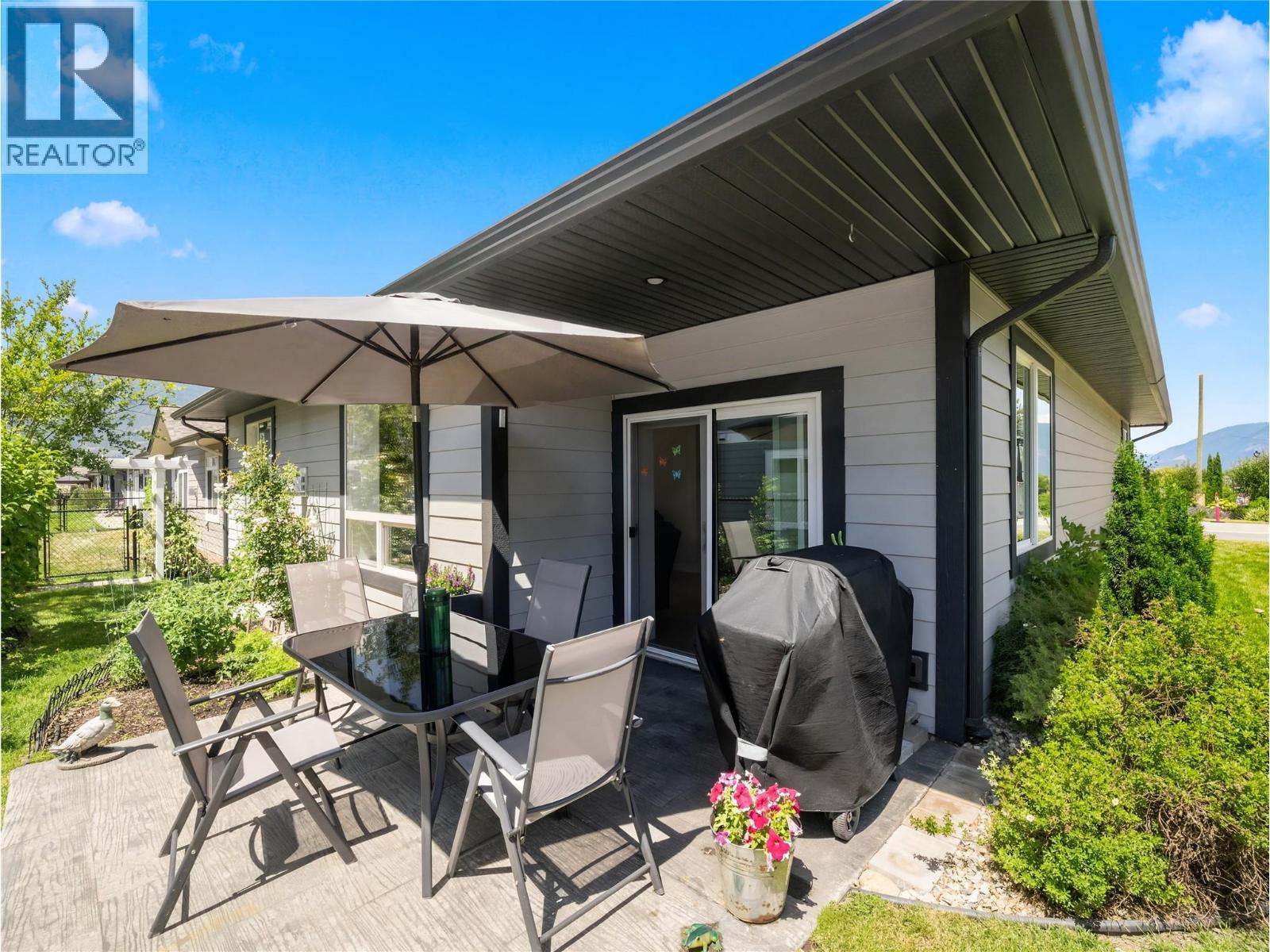 2 1791 10 Street Southwest, Salmon Arm
