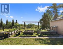 37 Selley Street, Petawawa, ON K8H3G9 Photo 40