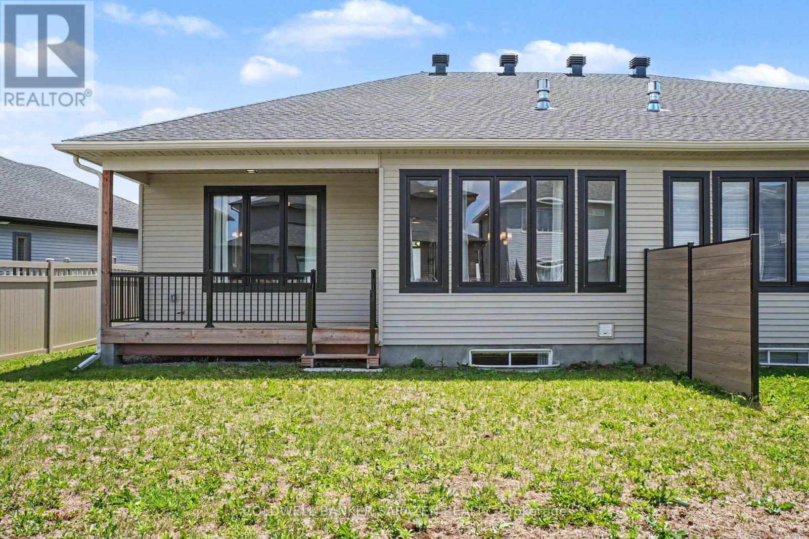 3 Bed, 3 Bath House for Sale in Arnprior – 209 MAC BEATTIE DRIVE, Arnprior – MLS# X13489732 - Image 39
