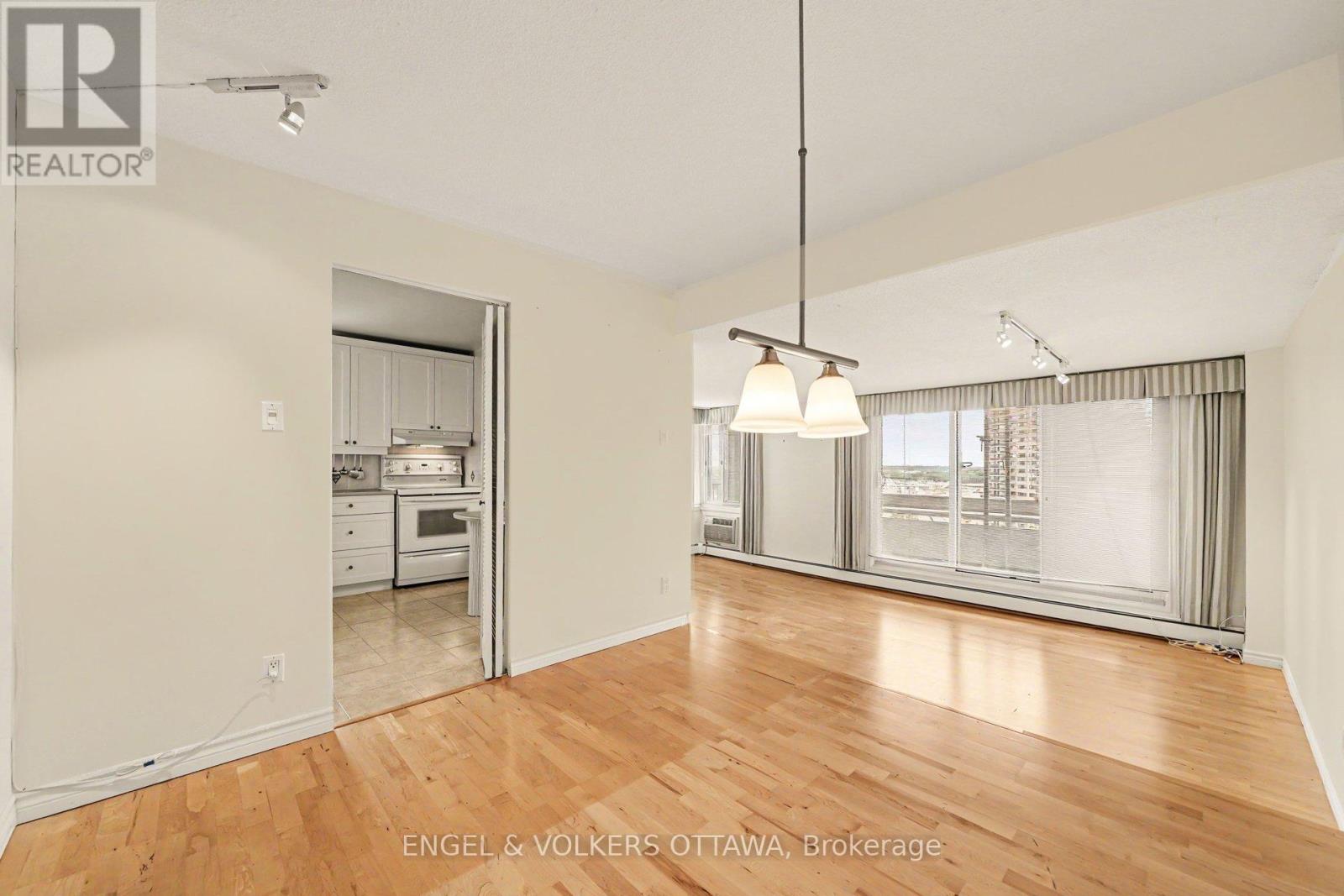 2 Bed, 1 Bath House for Sale in Ottawa – 1206 – 1171 AMBLESIDE DRIVE, Ottawa – MLS# X13489788 - Image 11
