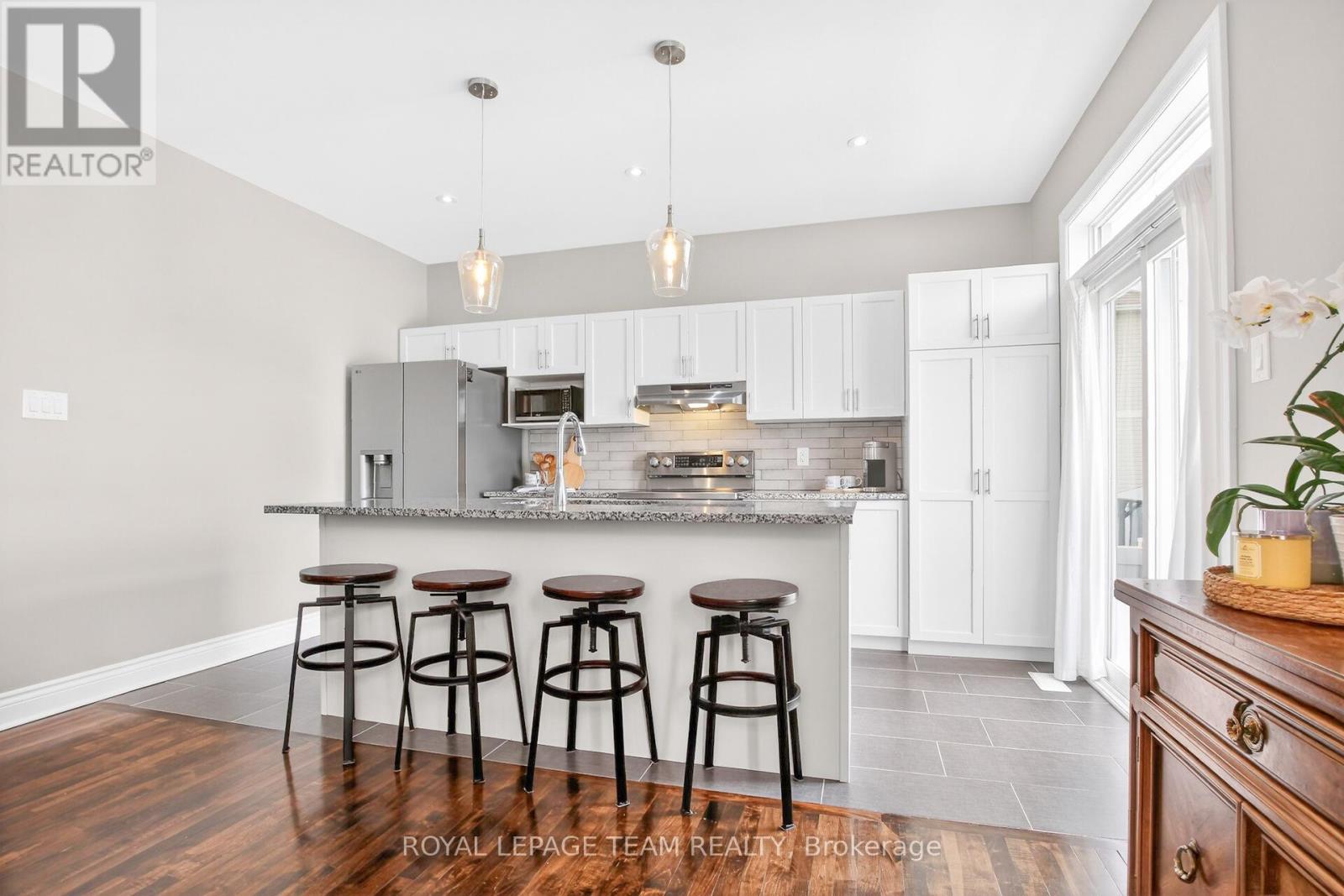 4 Bed, 4 Bath House for Sale in Arnprior – 76 BERT HALL STREET, Arnprior – MLS# X13489852 - Image 10