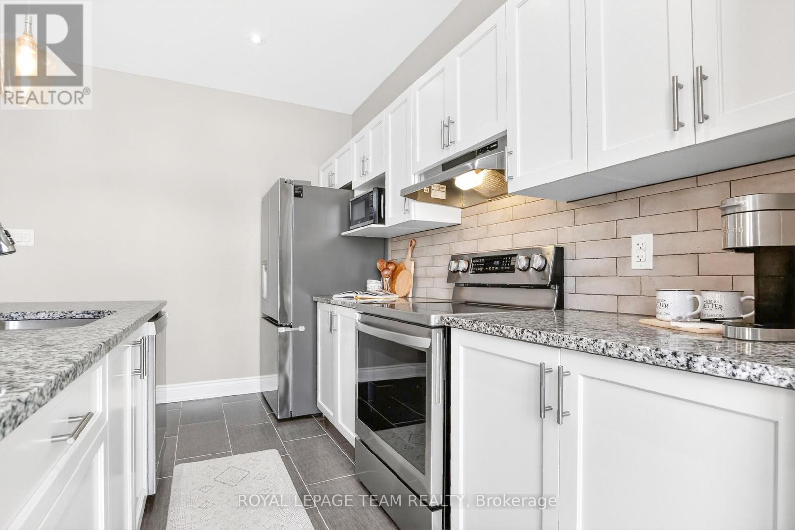4 Bed, 4 Bath House for Sale in Arnprior – 76 BERT HALL STREET, Arnprior – MLS# X13489852 - Image 12