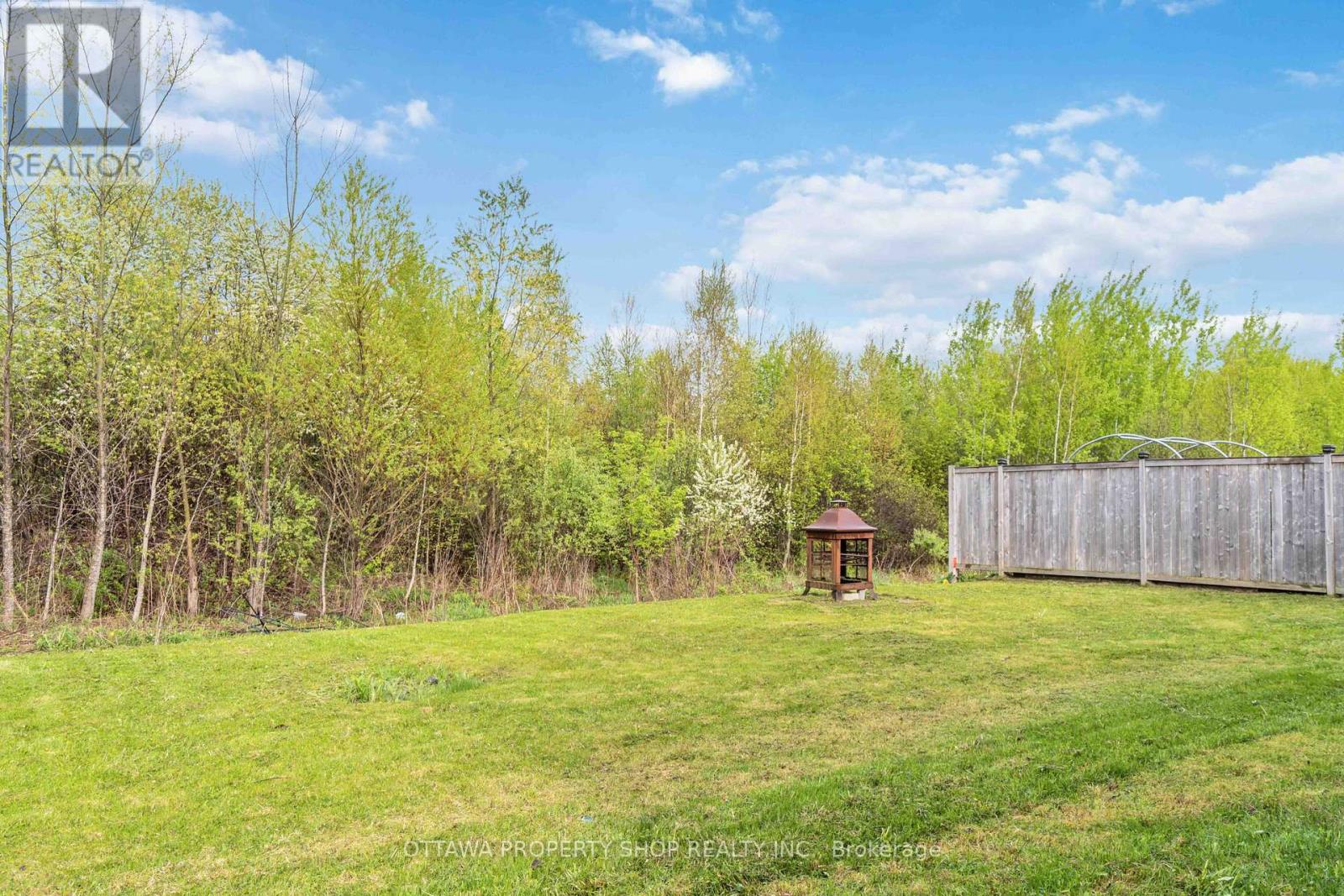 863 OCEANE STREET - 21