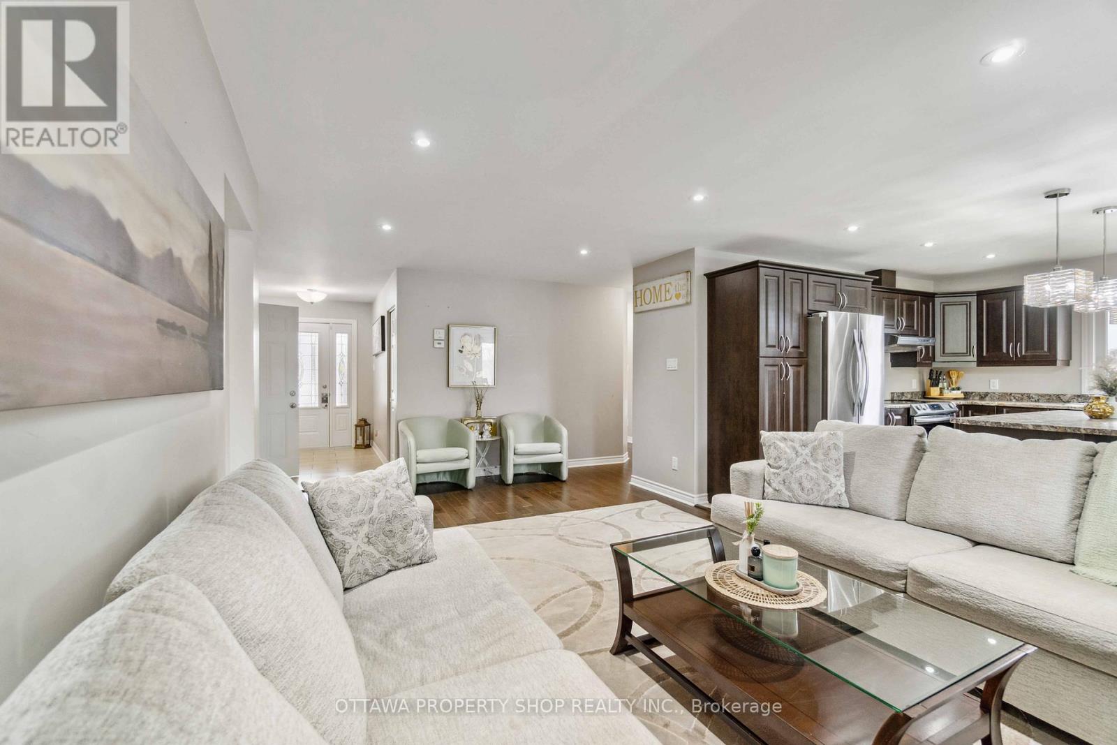 863 OCEANE STREET - 4
