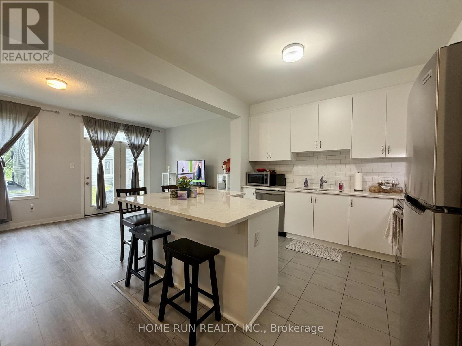 3 Bed, 4 Bath House for Rent in Ottawa – 216 BILLRIAN CRES CRESCENT, Ottawa – MLS# X13489902 - Image 10