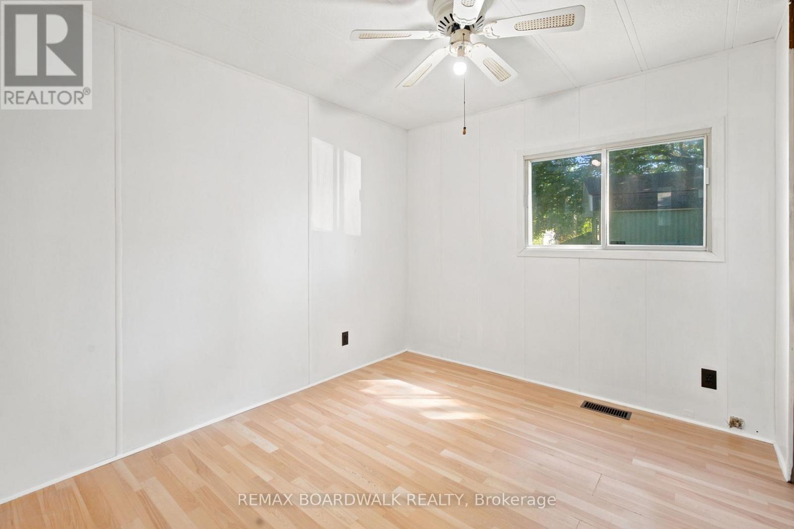 516 MAPLEGROVE ROAD - 14
