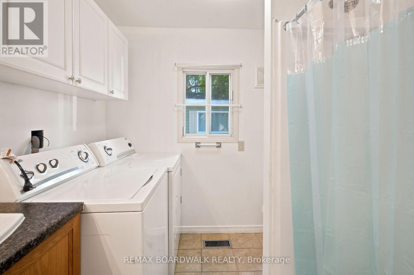 516 MAPLEGROVE ROAD - 16