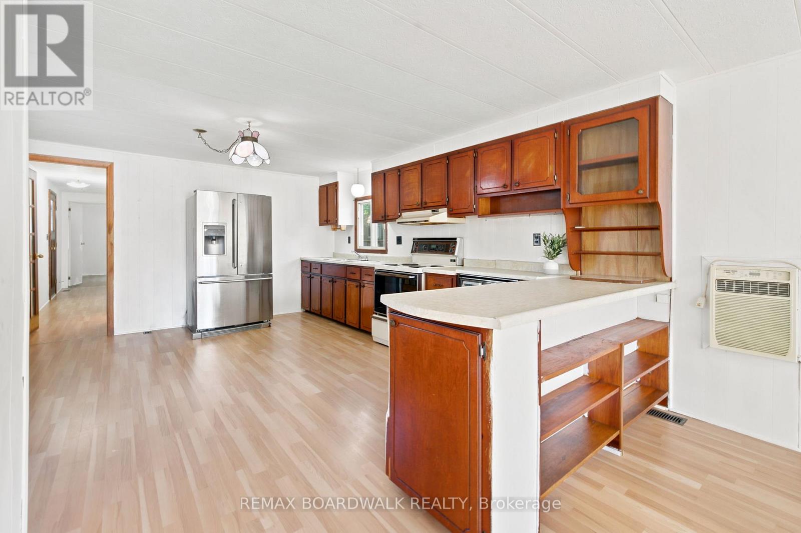 516 MAPLEGROVE ROAD - 7