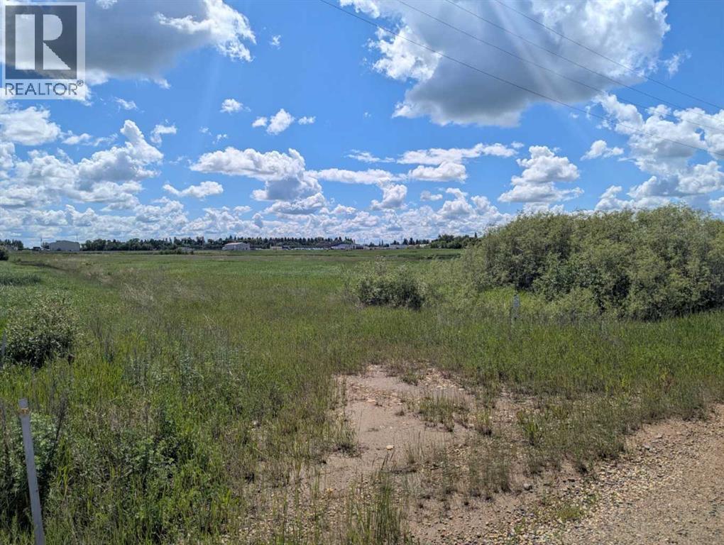 4401 53 Avenue - photo 2