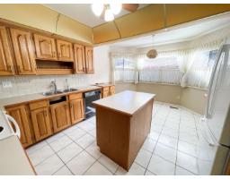 6 1725 Southmere Crescent, Surrey, BC V4A7A7 Photo 9