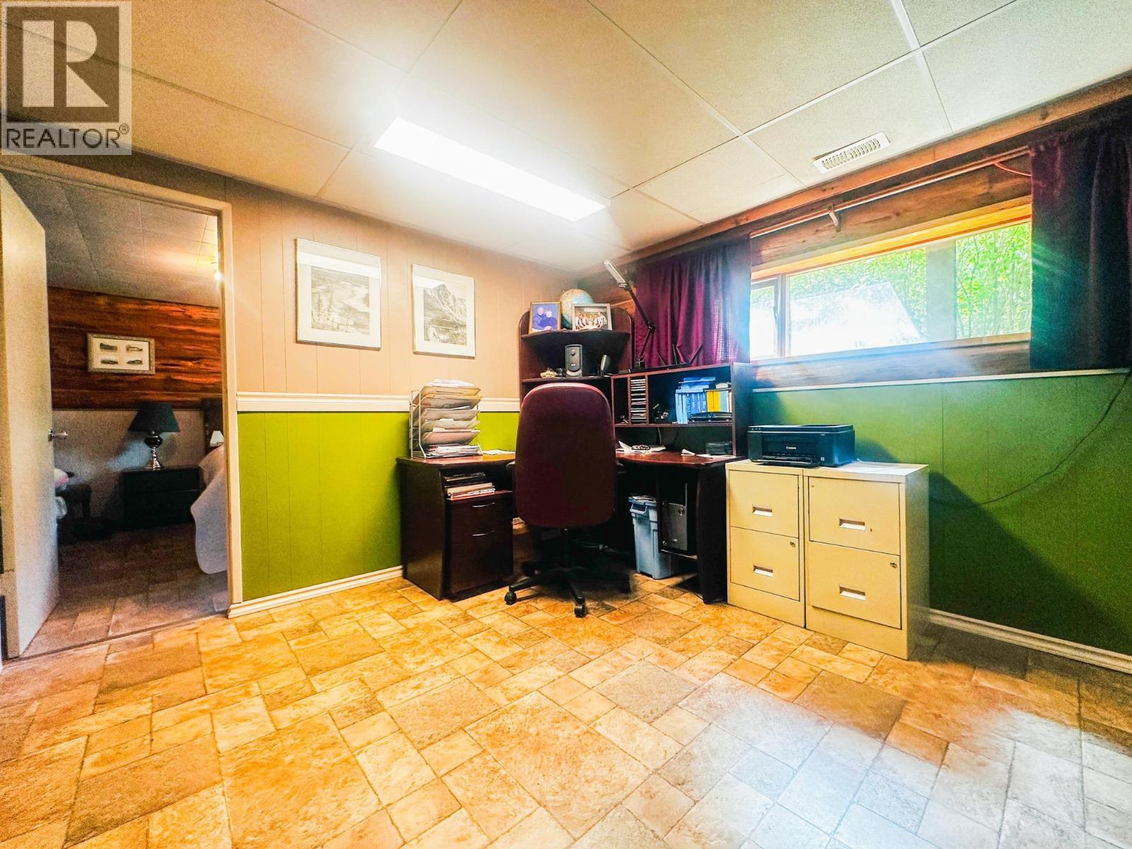 4100 E 16 HIGHWAY - 19
