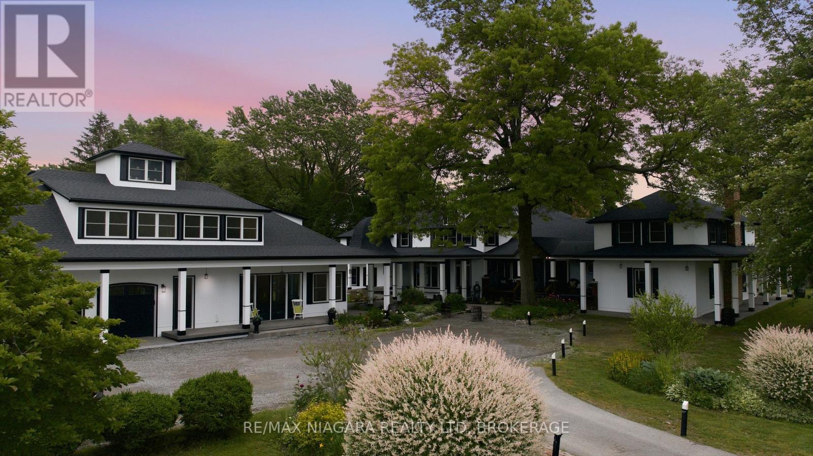 214 WINDMILL POINT ROAD S - 2