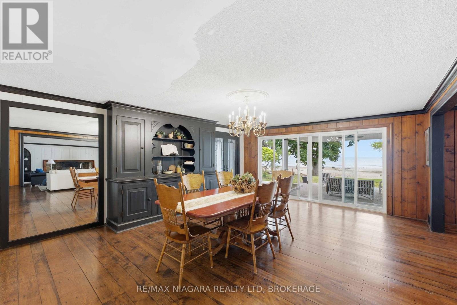 214 WINDMILL POINT ROAD S - Image 23