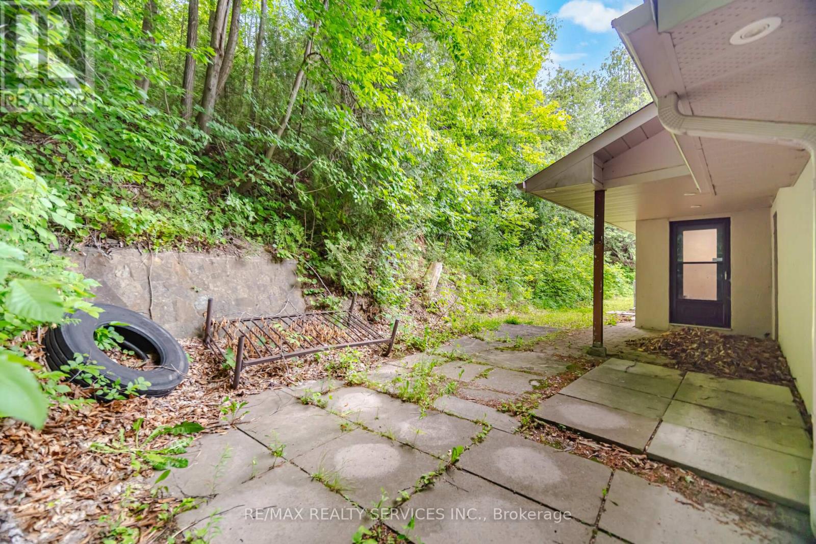 685 KING STREET - 45