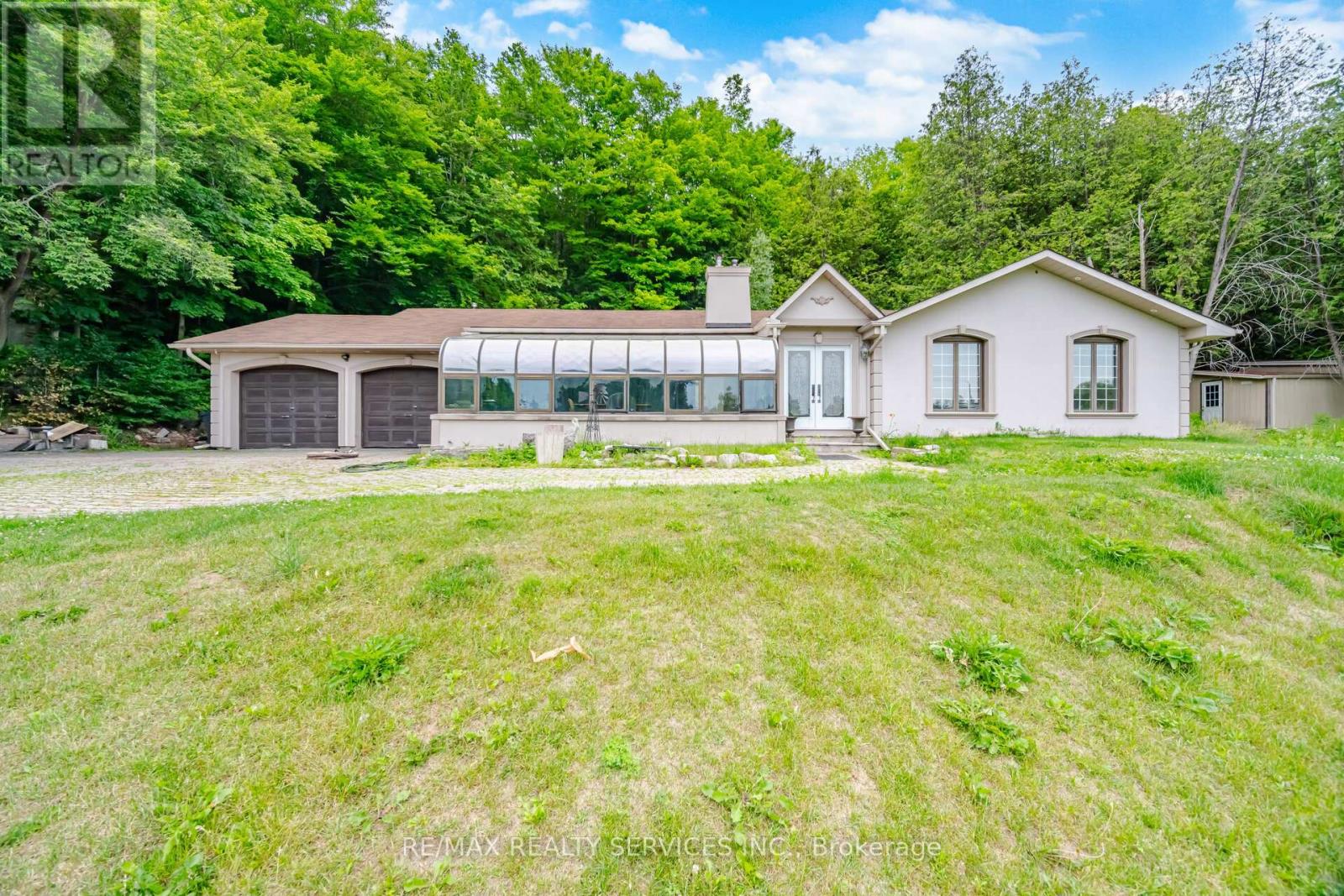 685 KING STREET - 6