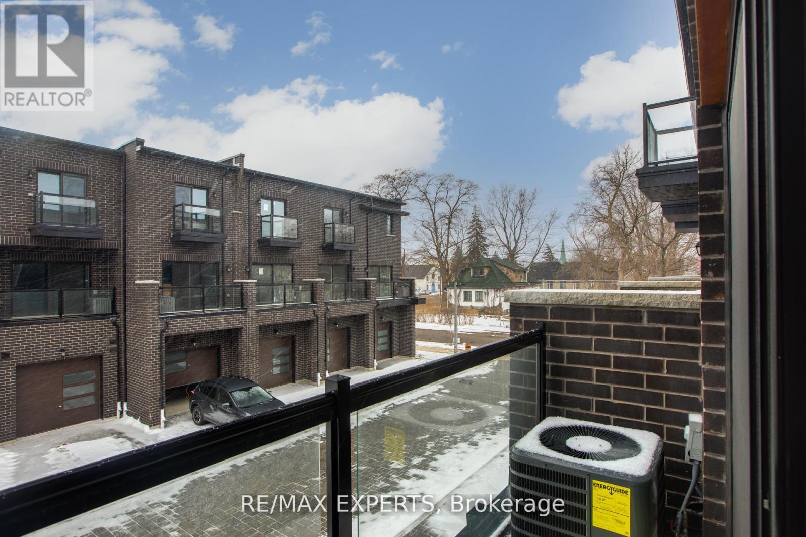57 CREEKBANK ROAD - 28