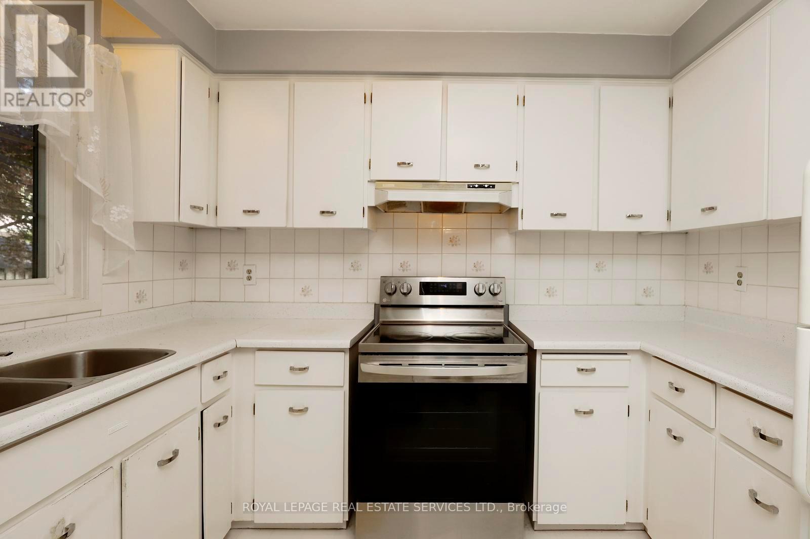 1492 HILLGROVE ROAD - 20