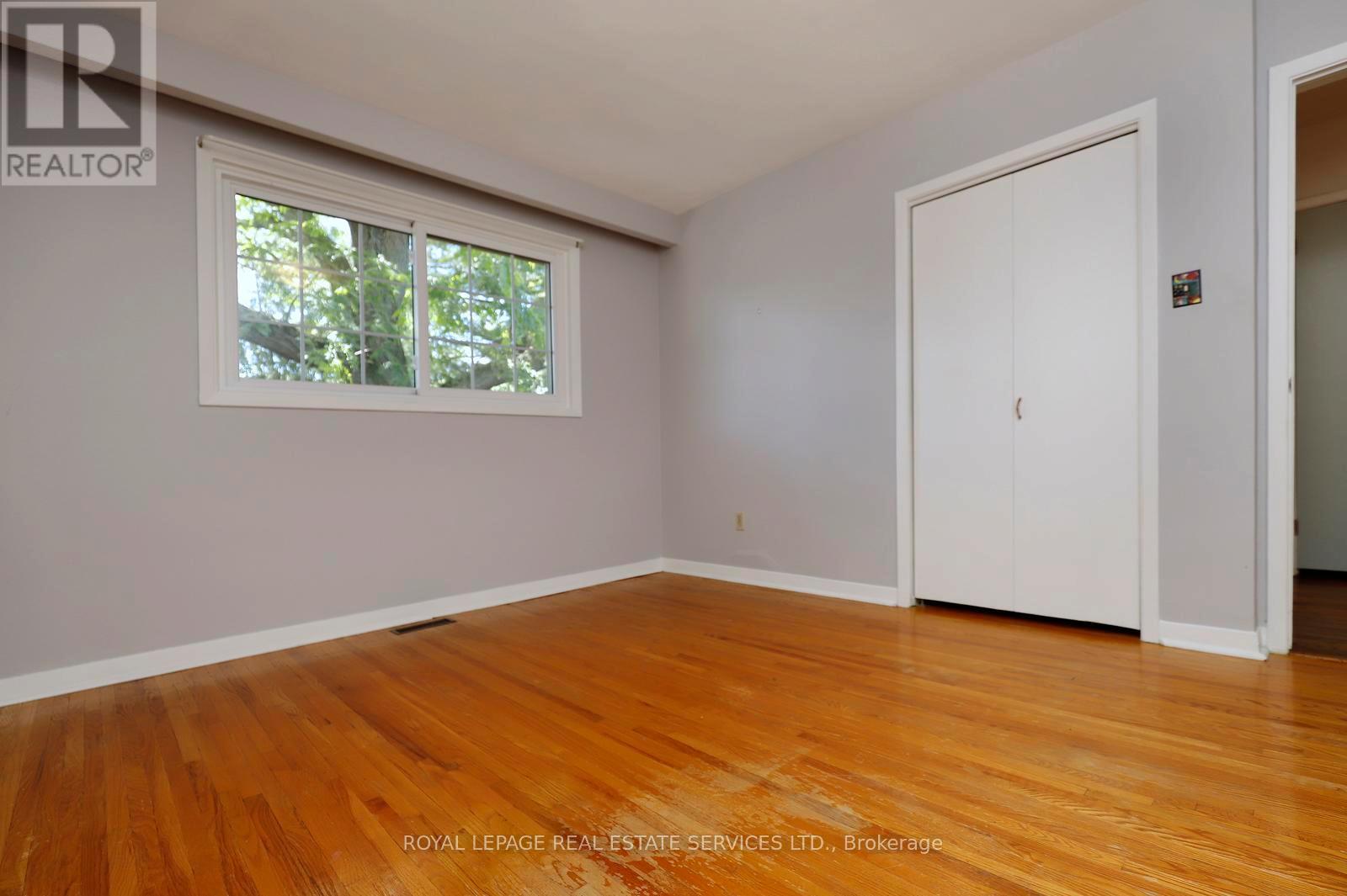 1492 HILLGROVE ROAD - 34