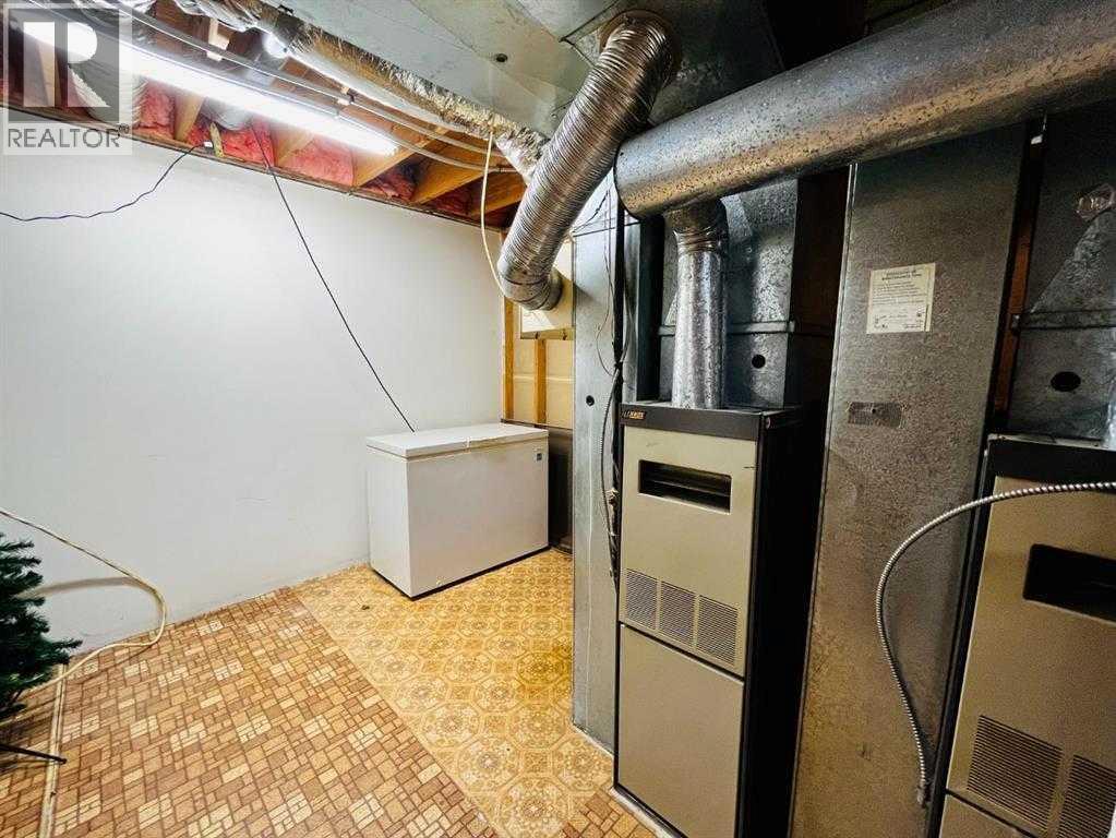 21 1 Avenue W - 20