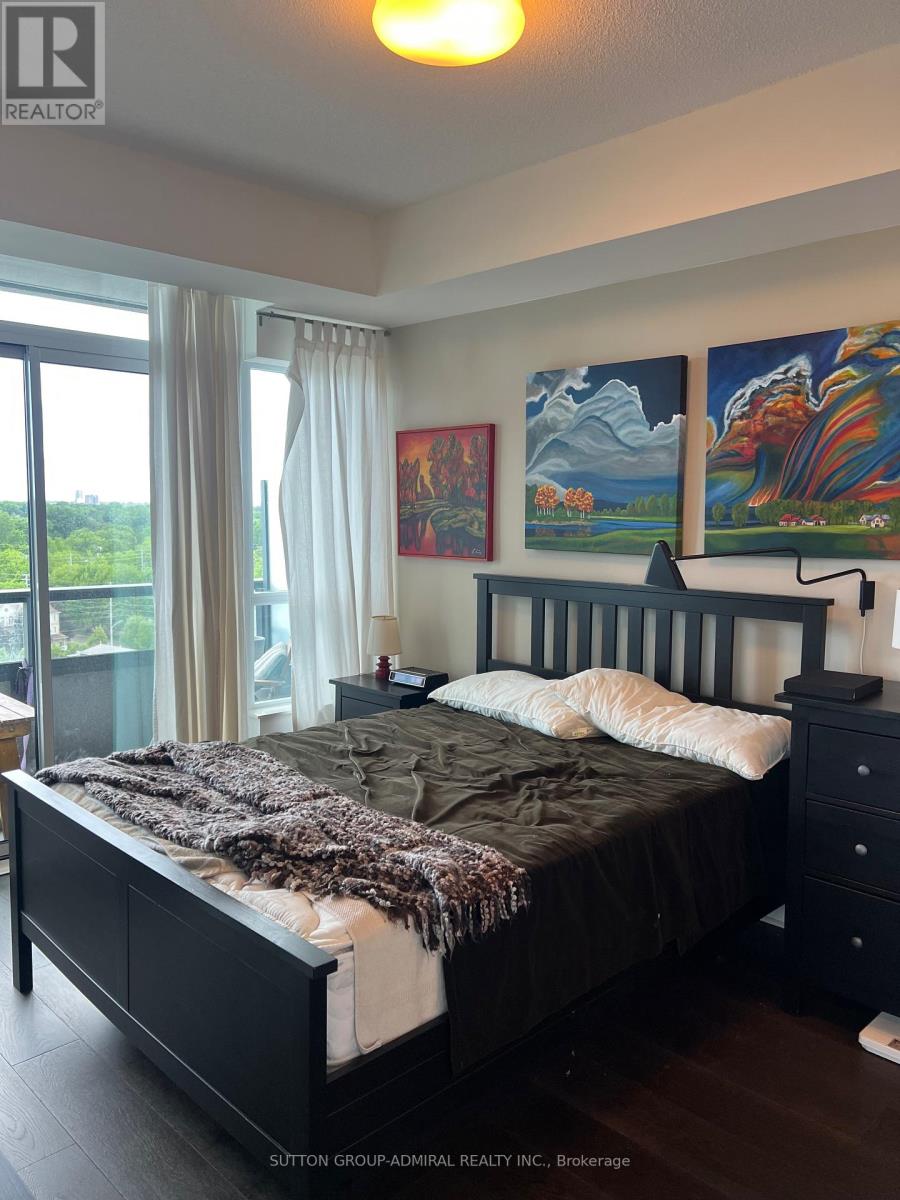 #1108 1 HURONTARIO STREET - 28