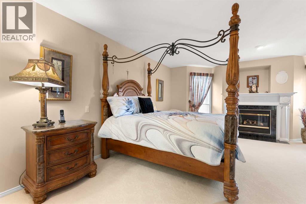 22 Turner Crescent SE - 23