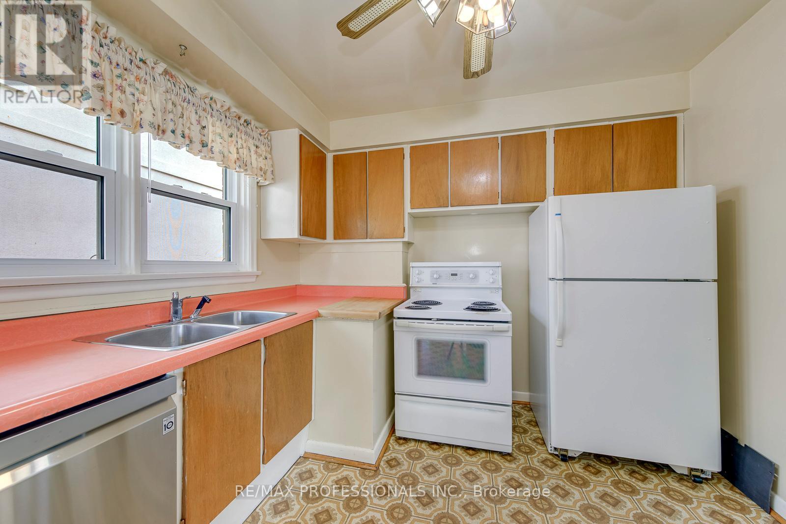 43 BELGATE PLACE - 12