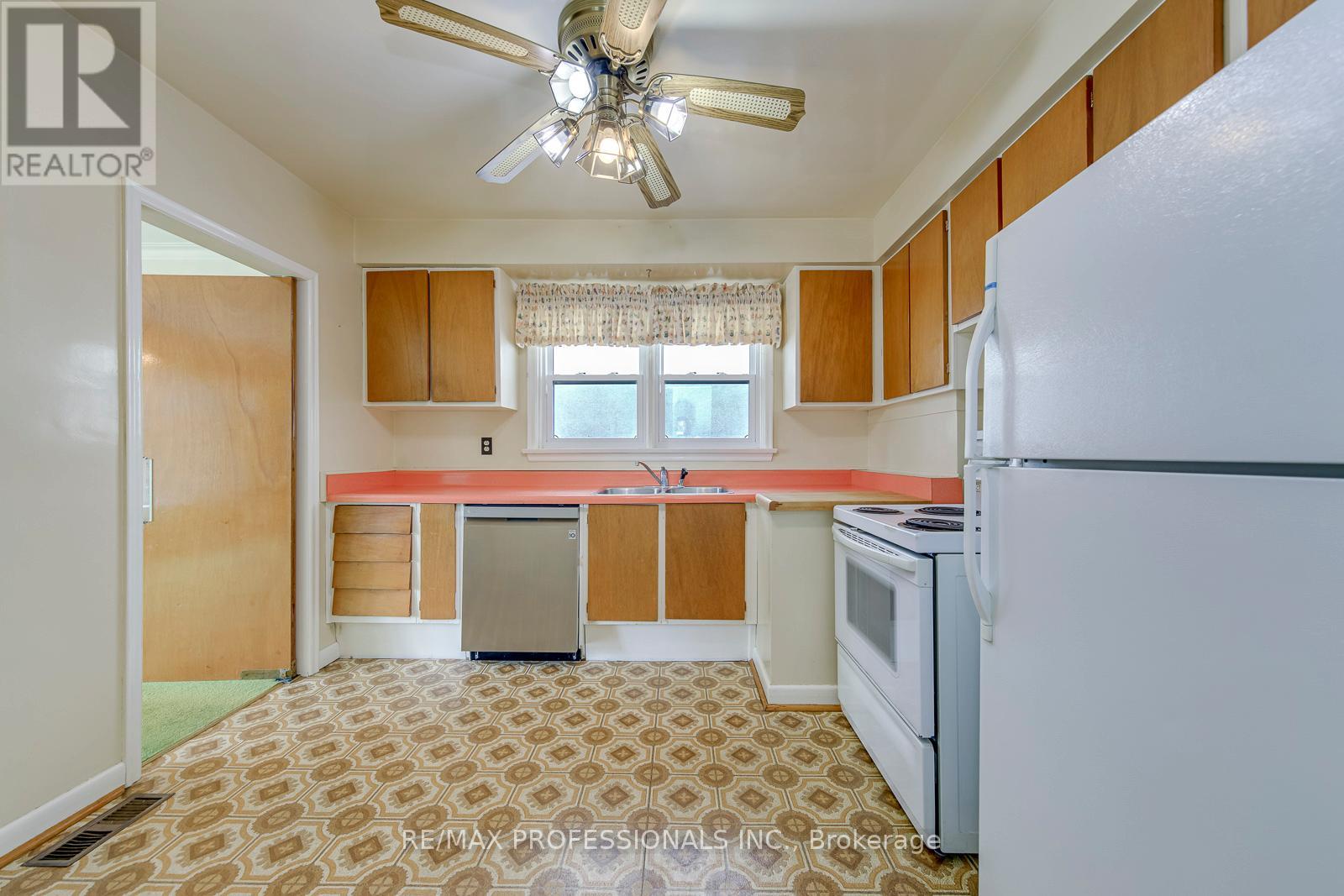 43 BELGATE PLACE - 13