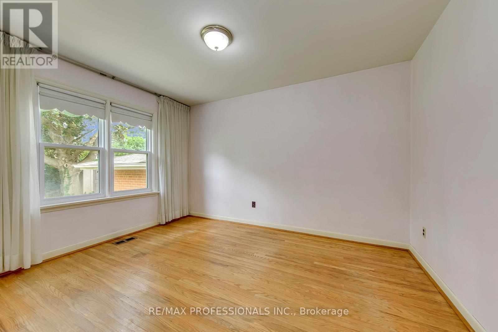 43 BELGATE PLACE - 15