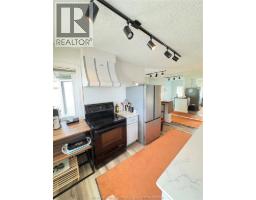 2437 Riverside Drive West, Windsor, ON N9B1B2 Photo 12