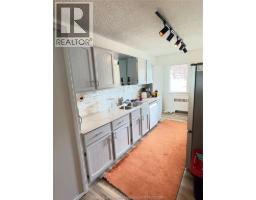 2437 Riverside Drive West, Windsor, ON N9B1B2 Photo 13