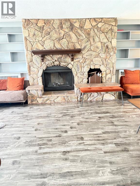 2437 RIVERSIDE DRIVE West - 6