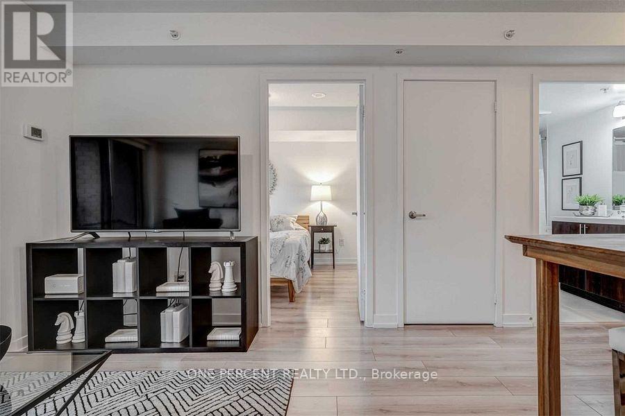 #406 1420 DUPONT ROAD - Image 7