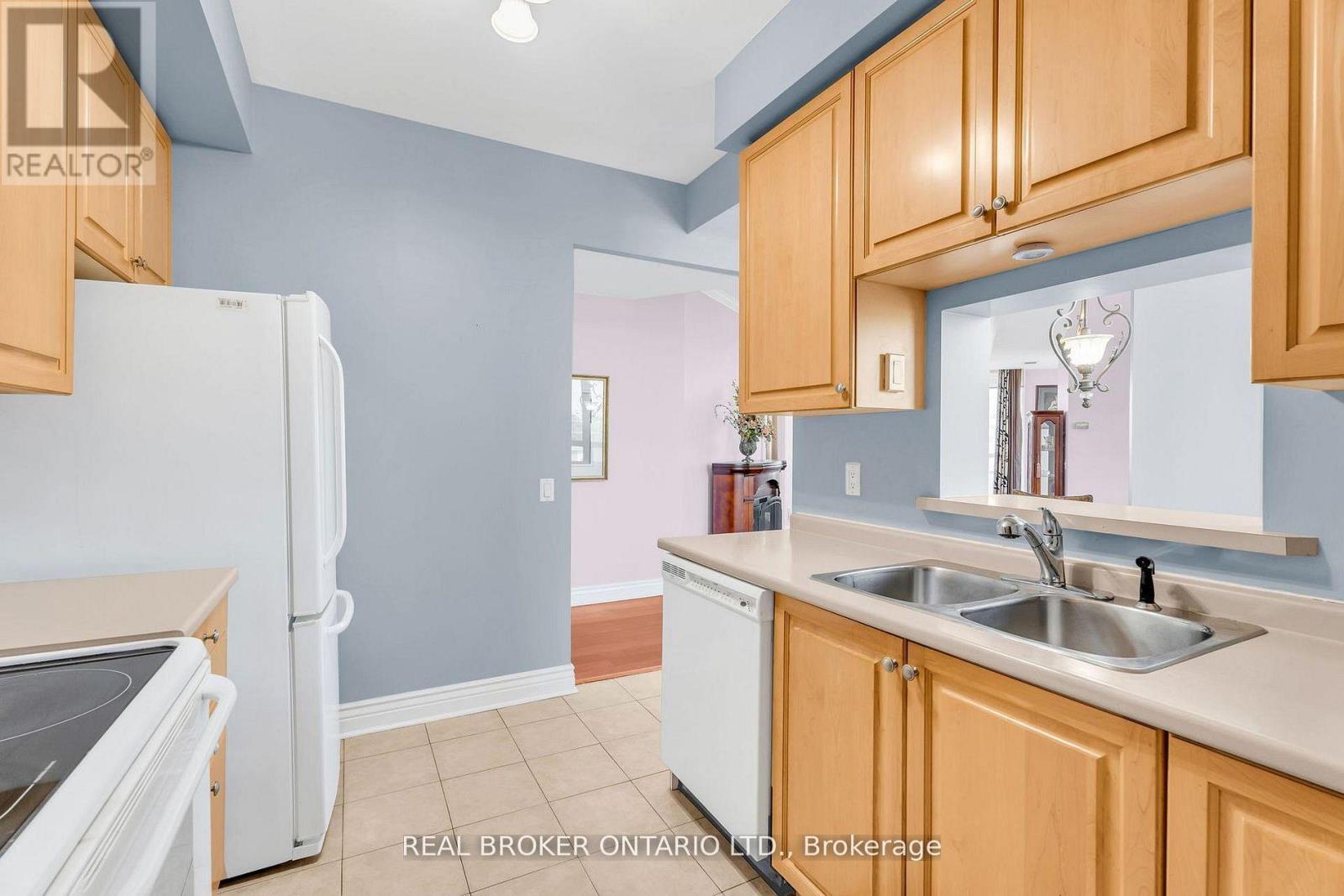 #405 1 BELVEDERE COURT - 10