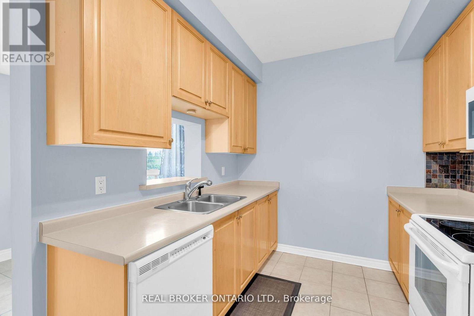 #405 1 BELVEDERE COURT - 8