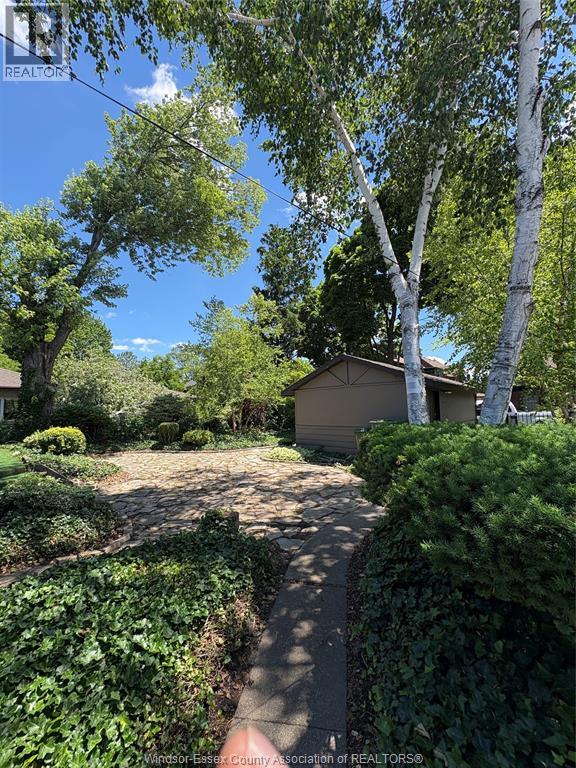 2437 RIVERSIDE DRIVE West - 25